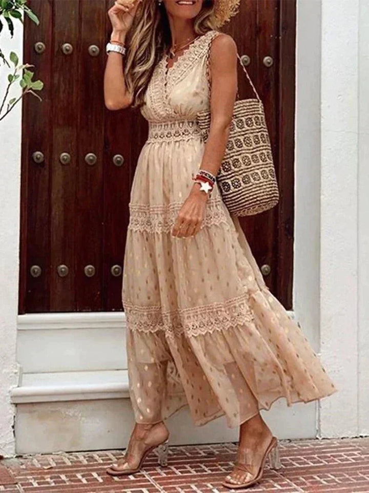 W&W Mode | Stilvolle Lange Kleid Mit Spitzen Details