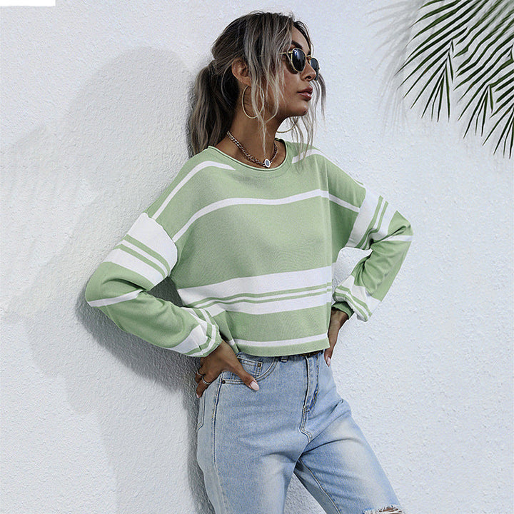 Damen gestreifter Sweatshirt mit weitem Schnitt und modernen Ärmeln W&W Mode