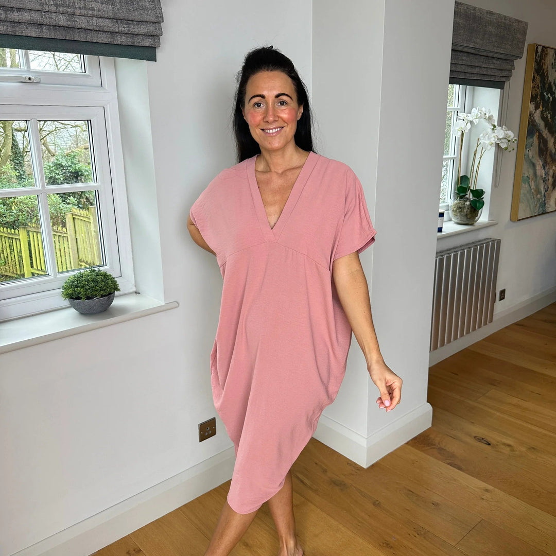 Kleid mit V-Ausschnitt | Unser Bestseller 2024