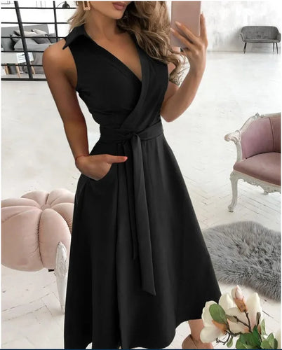 Drune | Wickelkleid Ärmelloses Kragenloses Design Vorteilhaftes Taillenband Knielang