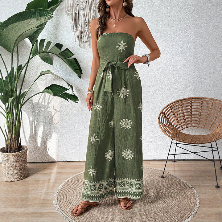 Damen Jumpsuit mit schulterfreiem Design und elegantem Bindegürtel W&W Mode