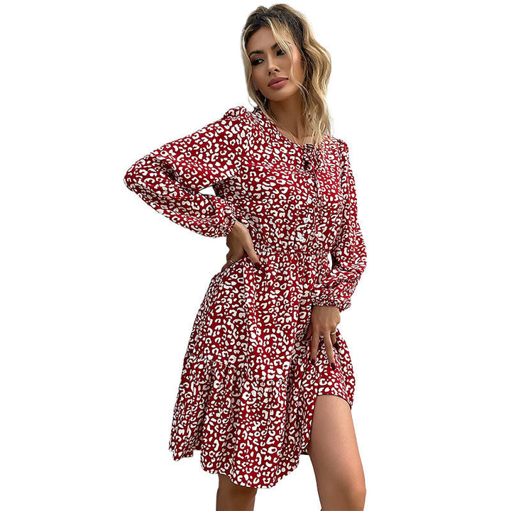 Damen Midikleid mit floralem Tierdruck und eleganter Knopfleiste W&W Mode