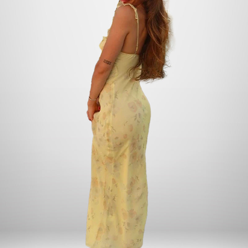 Damen Maxikleid mit zartem Blumenmuster und femininem Rüschendesign W&W Mode