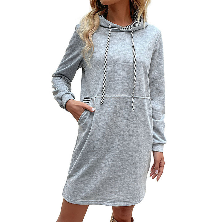 Damen Hoodie-Kleid mit seitlichen Taschen und modischer Kapuze W&W Mode
