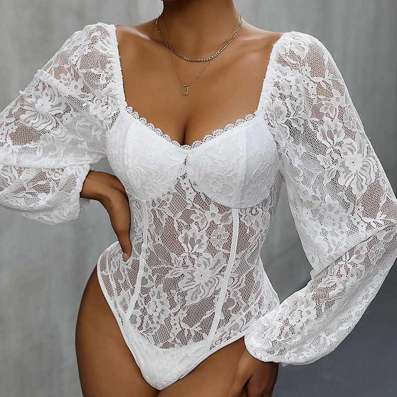 Damen Spitzenbody mit romantischem Design und elegantem V-Ausschnitt W&W Mode