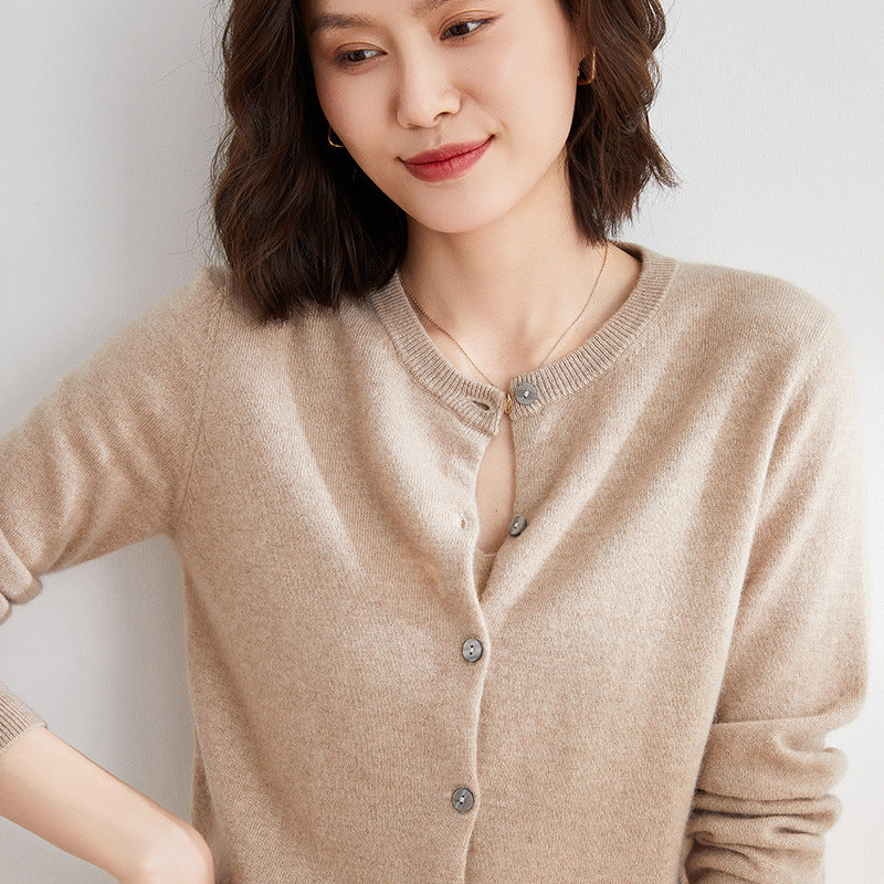 W&W Mode | Kuschelige Strickjacke für den Alltag