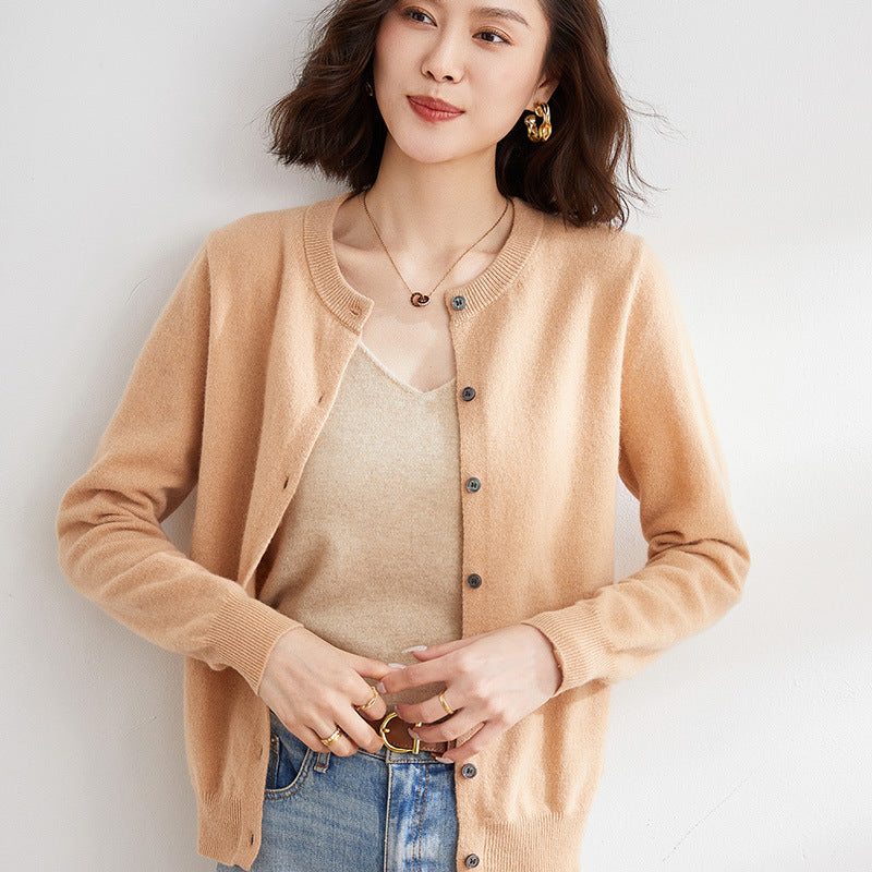 W&W Mode | Kuschelige Strickjacke für den Alltag